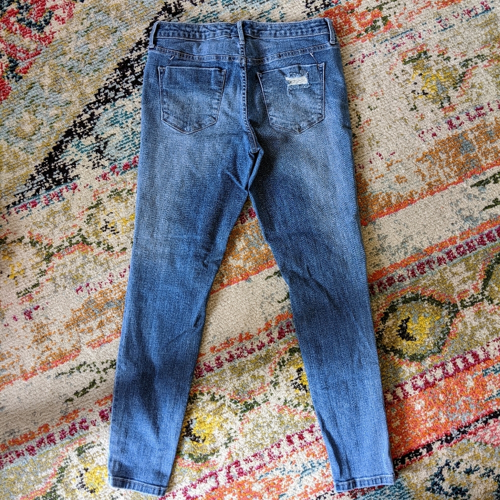 Jeans - Picture 5 of 5